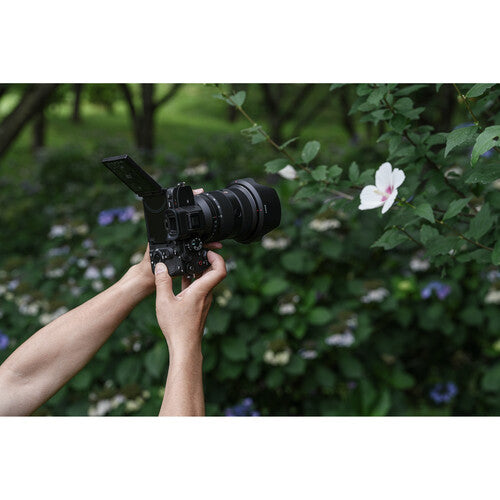 Sony a7R V Mirrorless Camera – 61MP Full-Frame, 8K Video, AI Autofocus