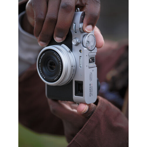 FUJIFILM X100VI Mirrorless Camera – 40MP, Fixed Lens, Retro Design