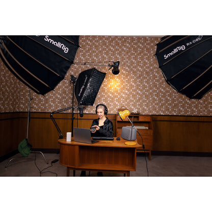 SmallRig RC 220B Bi-Color LED Monolight (84,500 Lux)